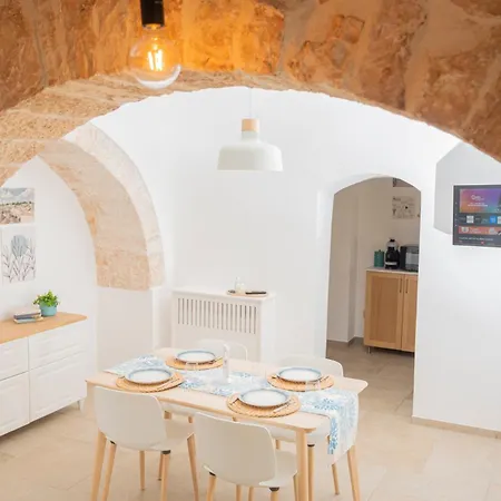 Trullo Pietra Cannella 3*